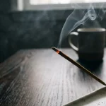 Podmukla zamka udobnosti ili zašto mirisni dim zahtijeva otvorene prozore podmukla-zamka-udobnosti-ili-zasto-mirisni-dim-zahtijeva-otvorene-prozore.webp.webp