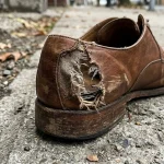 Zašto štikla za udarce diskretno kvari vaše omiljene cipele i hod zasto-stikla-za-udarce-diskretno-kvari-vase-omiljene-cipele-i.webp.webp